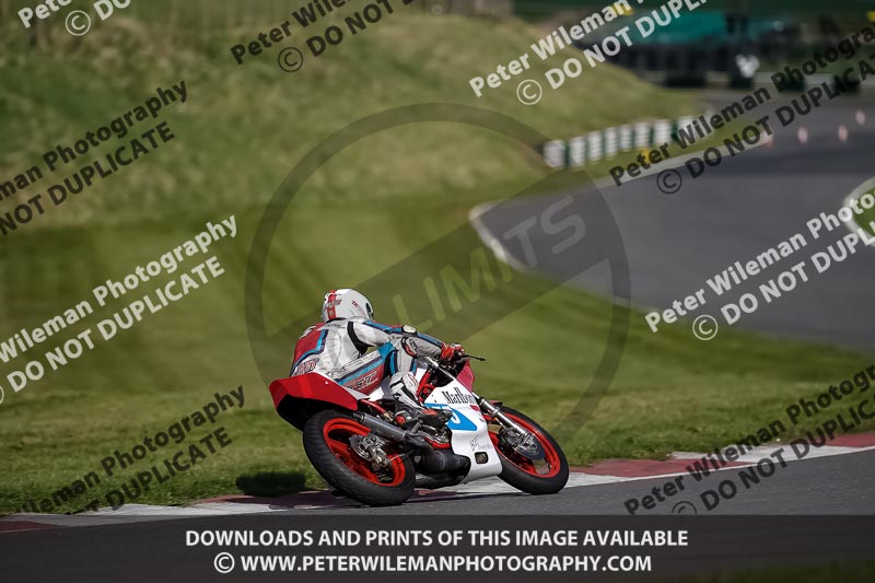 cadwell no limits trackday;cadwell park;cadwell park photographs;cadwell trackday photographs;enduro digital images;event digital images;eventdigitalimages;no limits trackdays;peter wileman photography;racing digital images;trackday digital images;trackday photos